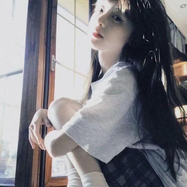 队长小翼